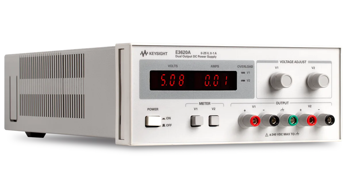 Источник питания Keysight E3620A