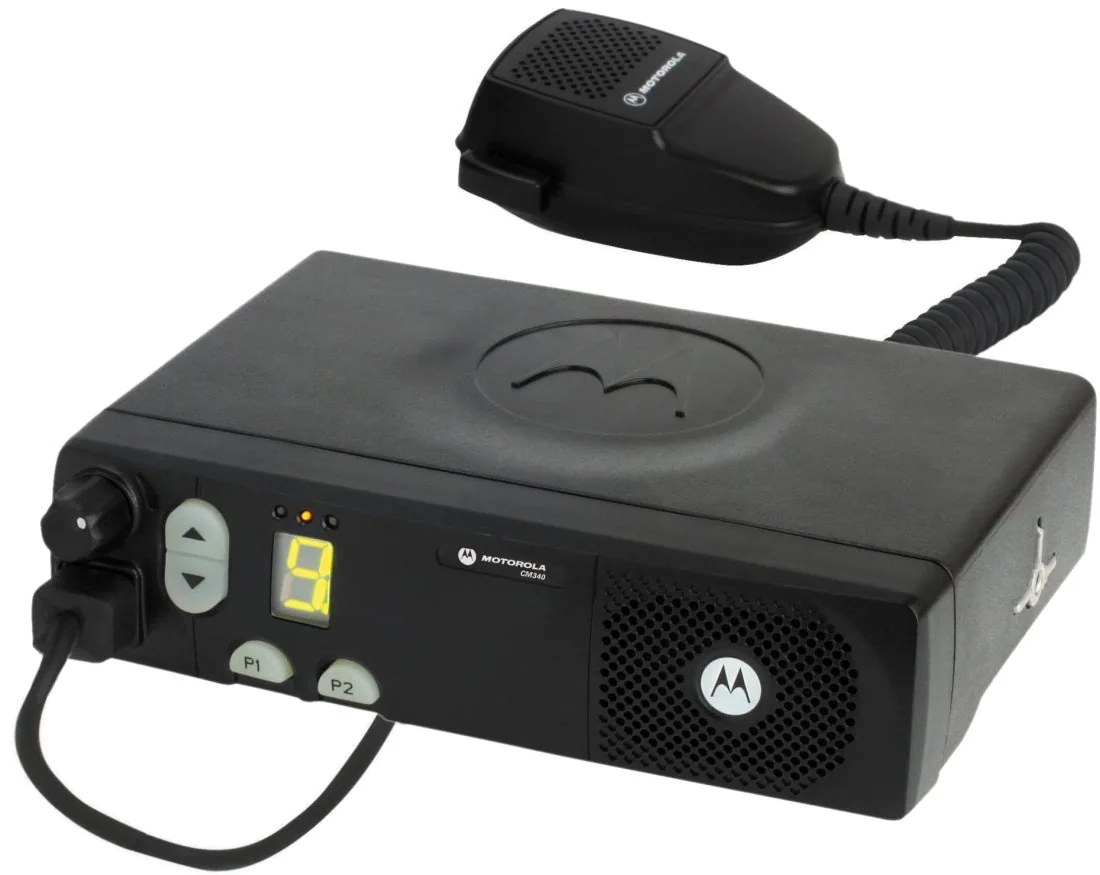 Рация Motorola CM340