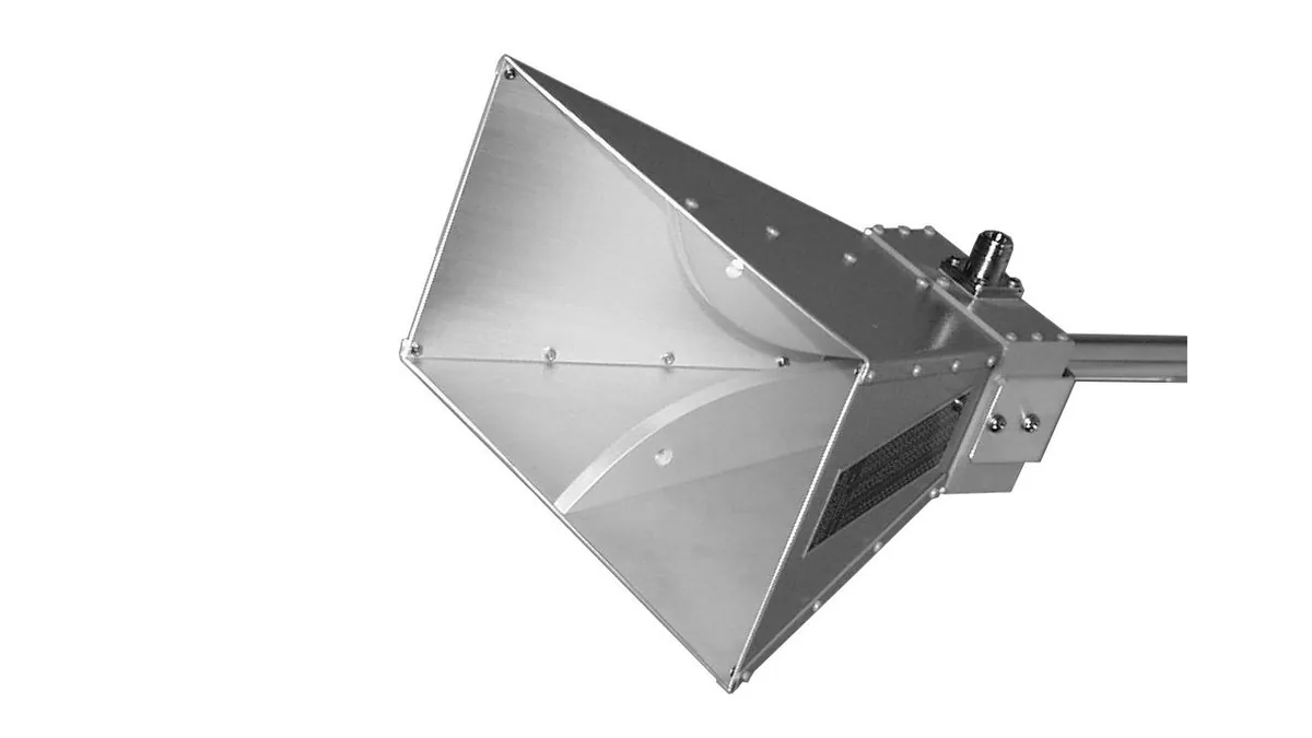 Двойная роговая антенна Schwarzbeck BBHA 9120 A