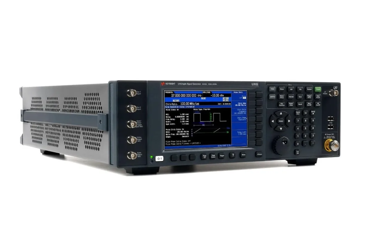 Генератор сигналов UXG Keysight N5193A