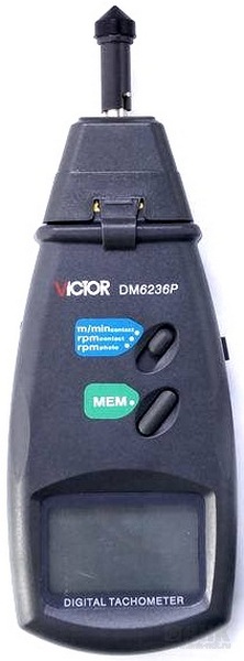 DM6236P Тахометр